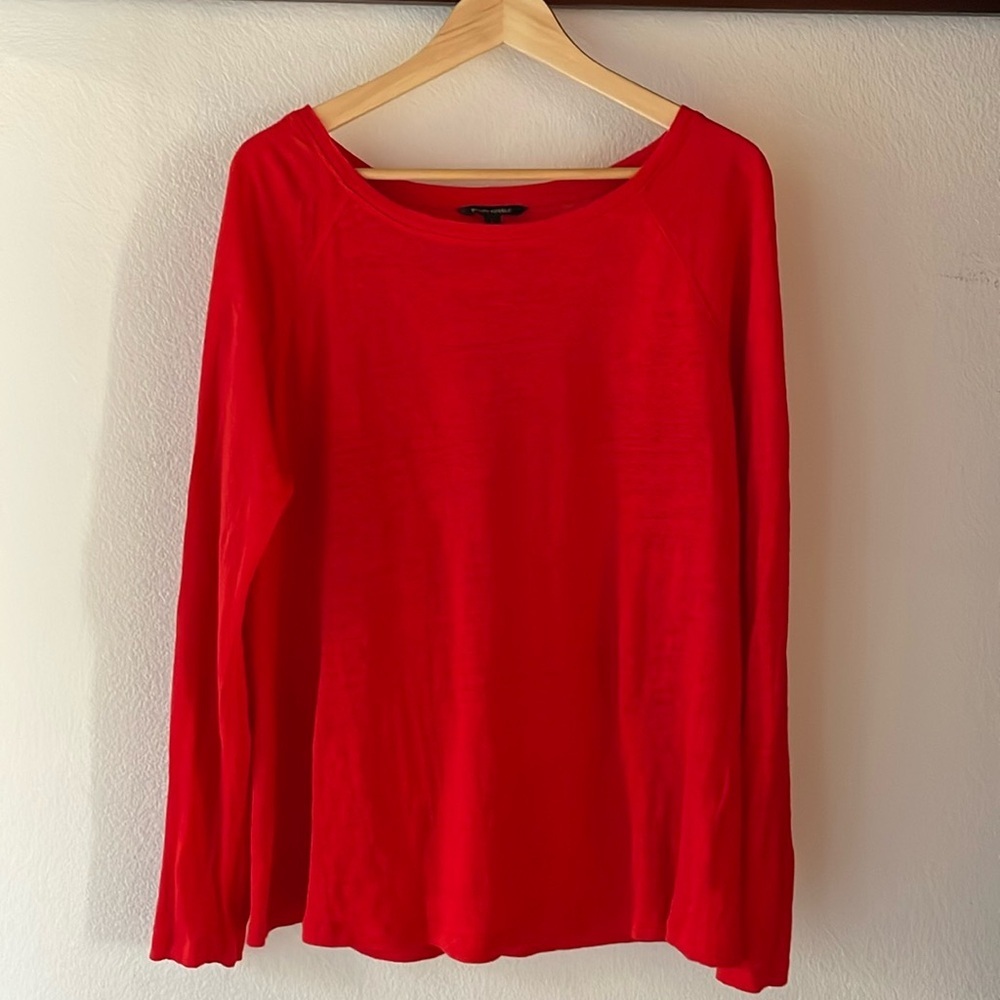Banana Republic 100% Linen Long Sleeve Wide Neck Top, Red. Size L